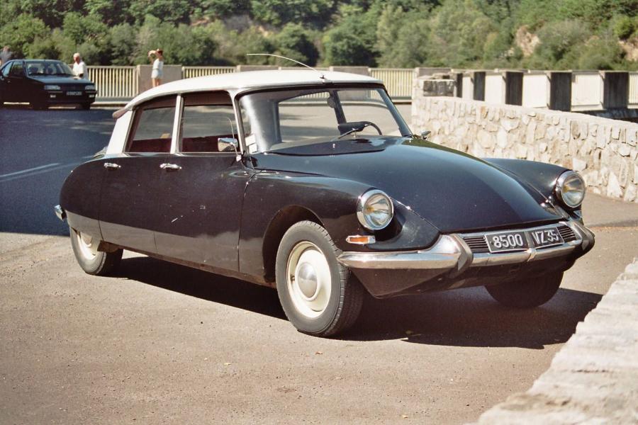  Citroen DS19 Berline 1955 года  (фото 16 из 81)